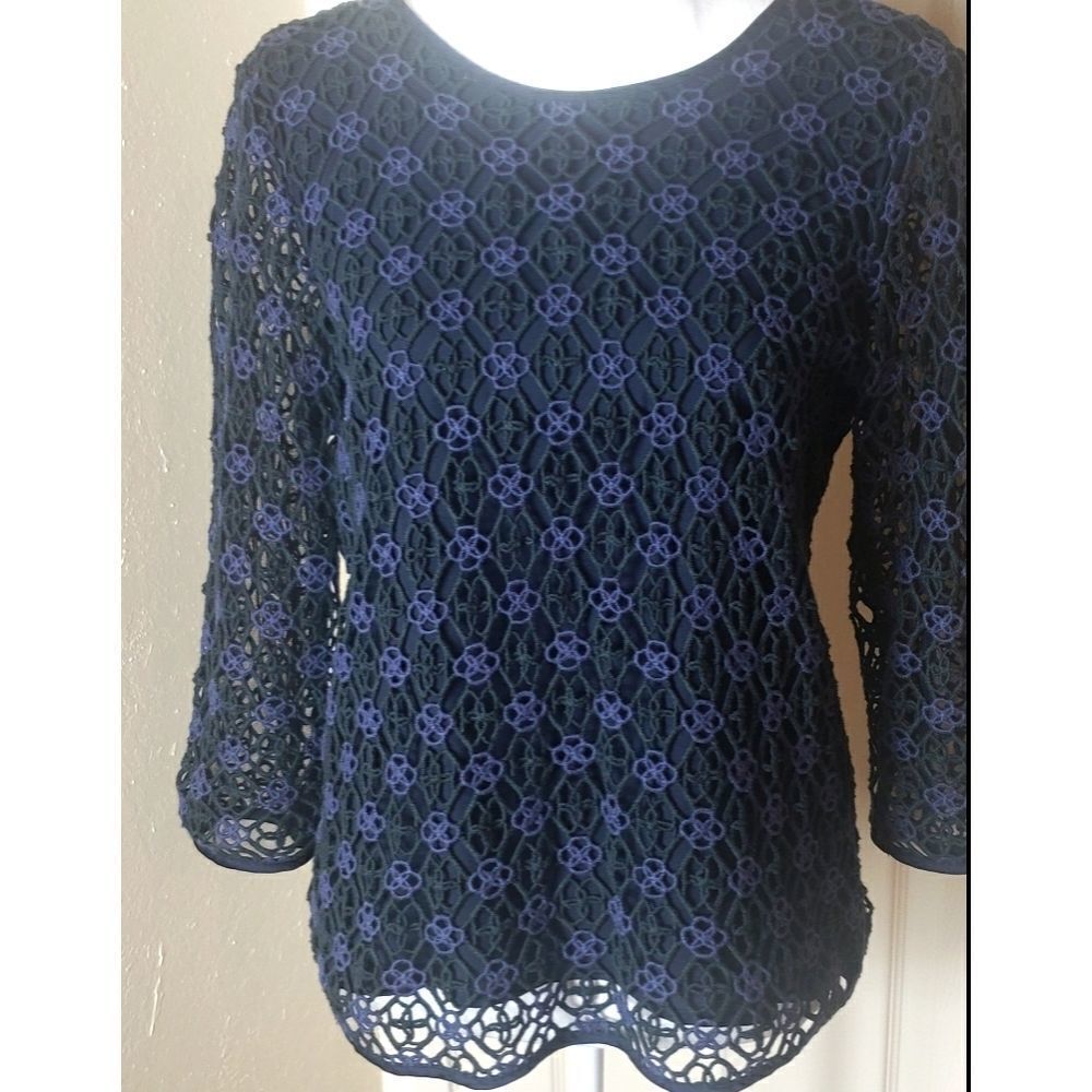 Ann Taylor crochet lined blouse